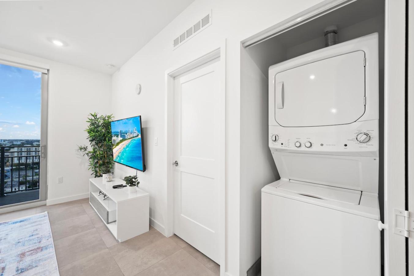 Beautiful Unit In Downtown Miami With Free Parking Apartment Ngoại thất bức ảnh